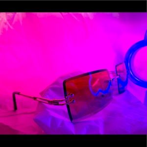 BRAND NEW SAGA SUNGLASSES